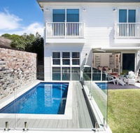 Bay House - Gold Coast 4U