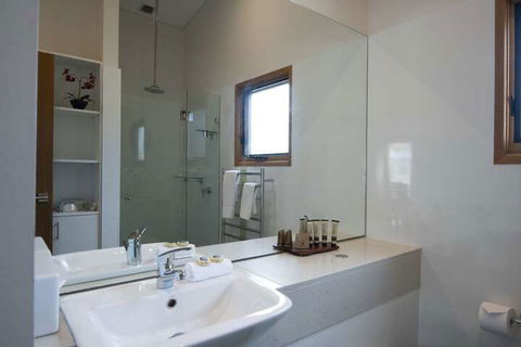 Four Mile Hut - Accommodation Gold Coast 7