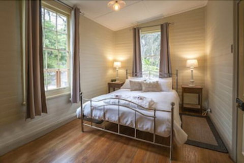 Steele Point Cottage - 1 Gold Coast 3