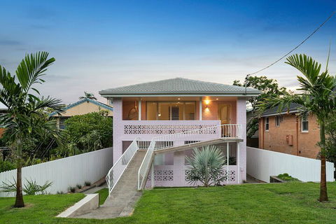 A PERFECT STAY Sunset Beach Summer Breeze - Gold Coast 4U 1