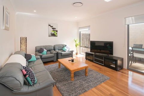 Gale House - Gold Coast 4U 6