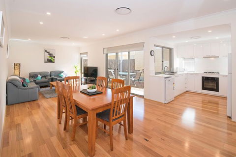 Gale House - Gold Coast 4U 5
