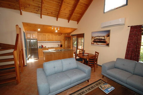 Garden Cottage Beechworth - Accommodation Gold Coast 6