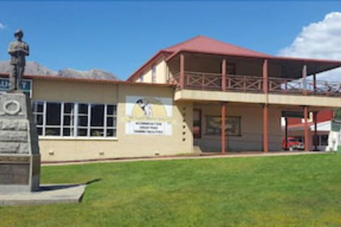 Mt Lyell Motor Inn - Gold Coast 4U 5
