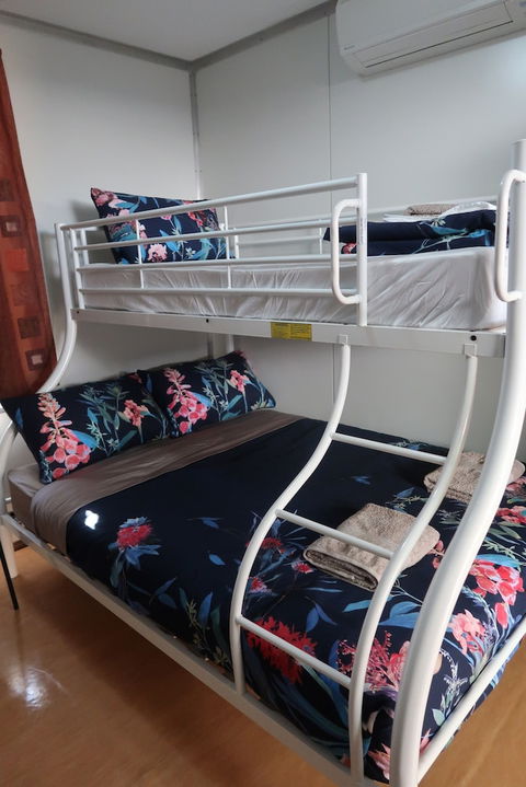 Mud Crab Motel - Gold Coast 4U 6