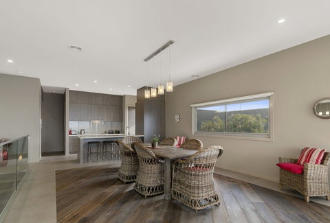 Grossard Point The Lighthouse Ventnor - Accommodation Gold Coast 3