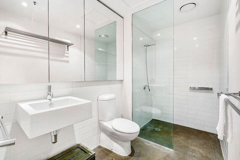 Zelda 1 Bedroom Central CBD Apartment - Accommodation Gold Coast 1