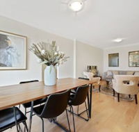 HomeHotel Luxury Close to Train Station - Accommodation Gold Coast