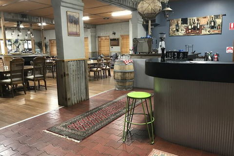 Molesworth Food & Wine Company - Gold Coast 4U 3