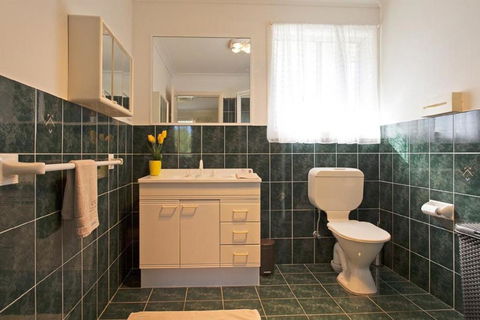 Floreat Sawtell NSW - Gold Coast 4U 2