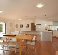 Hibiscus House Sawtell NSW - Gold Coast 4U