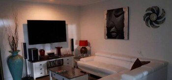 La Casa De Playa - Accommodation Gold Coast 4