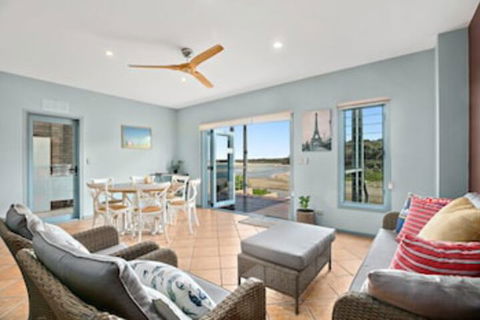 Nosie 1 Sawtell NSW - Gold Coast 4U 0