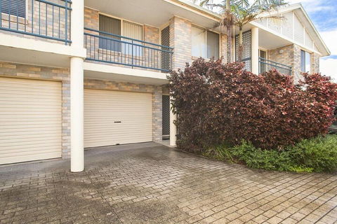 Blue Haze 4 Sawtell NSW - Gold Coast 4U 1
