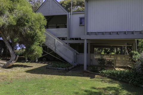 Tranquillity On Riverview 33 Riverview Drive - Gold Coast 4U 1