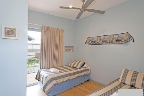 Nosie 2 Sawtell NSW - Gold Coast 4U 1