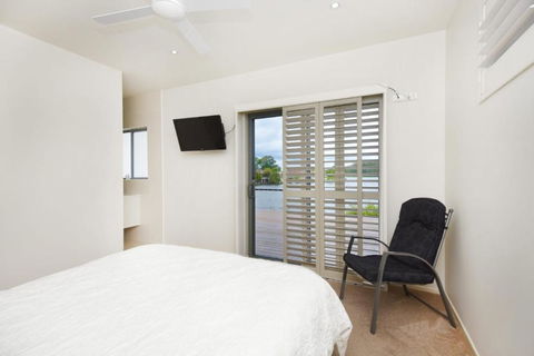 Serenity Beauty On The Water - Gold Coast 4U 4