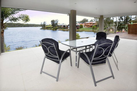 Serenity Beauty On The Water - Gold Coast 4U 5