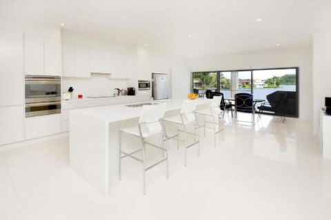 Serenity Beauty On The Water - Gold Coast 4U 0
