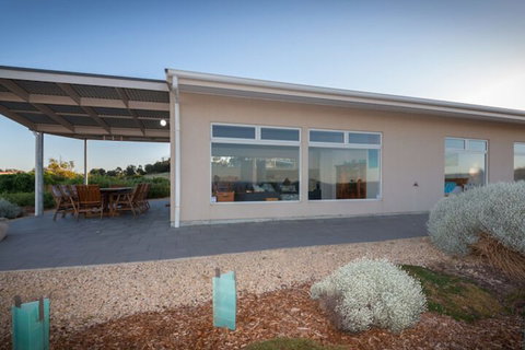 Fleurieu Coastal Retreat Lot 150 Myponga Beach Road - Accommodation Gold Coast 3