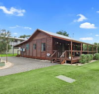 The Log Cabin 47 Jetty Road - Gold Coast 4U