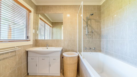 Loch Retreat 550m TO Town - Accommodation Gold Coast 2