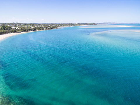Pescarina Free Wifi & Netflix - Accommodation Gold Coast 0