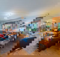 Driftwood on Anderson Free Wifi - Accommodation Gold Coast