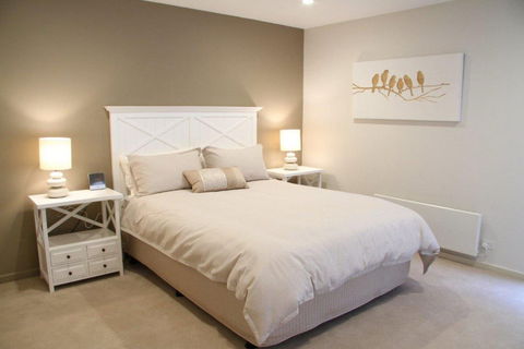 LA MER Centrally Located Free Wifi - Accommodation Gold Coast 0