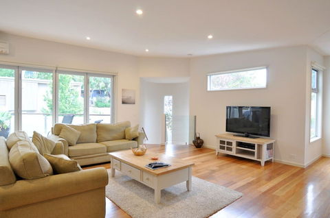 LA MER Centrally Located Free Wifi - Accommodation Gold Coast 1