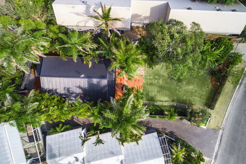 A PERFECT STAY - 3 Salty Sisters - Accommodation Gold Coast 5