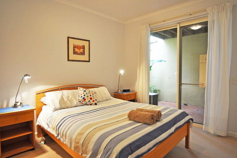 THE Sails 8 Linen Included Central Location - Accommodation Gold Coast 7