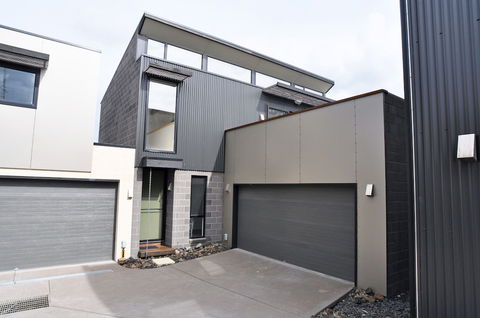 Luxe Townhouse 2 Inlet Side - Accommodation Gold Coast 1