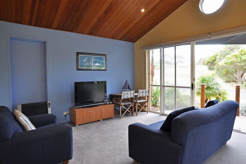 THE Sails 4 Linen Included Central Location - Accommodation Gold Coast 7