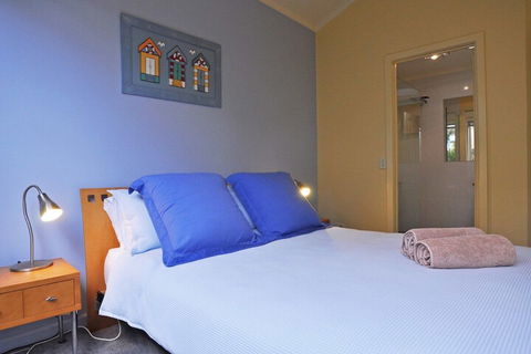THE Sails 4 Linen Included Central Location - Accommodation Gold Coast 1