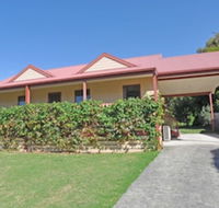Beilby Beach Cottage Free Wifi  Foxtel PET Friendly - Accommodation Gold Coast