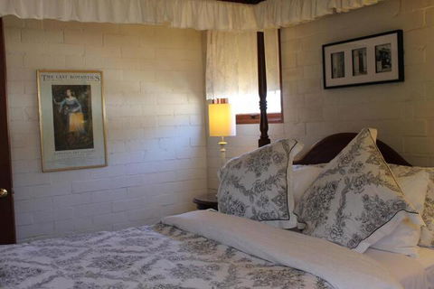 Girraween Country Inn - Accommodation Gold Coast 2