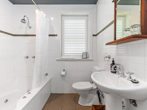 Broughton Mill Farm Guesthouse Berry - 1 Gold Coast 4