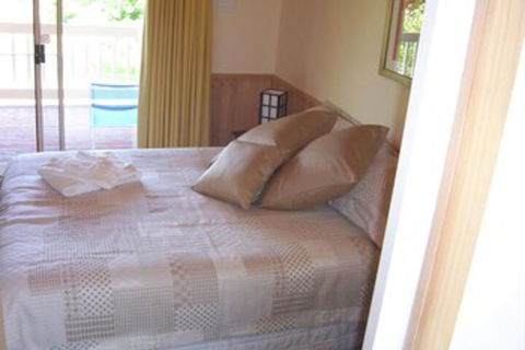 Yarraglen BnB - Accommodation Gold Coast 7
