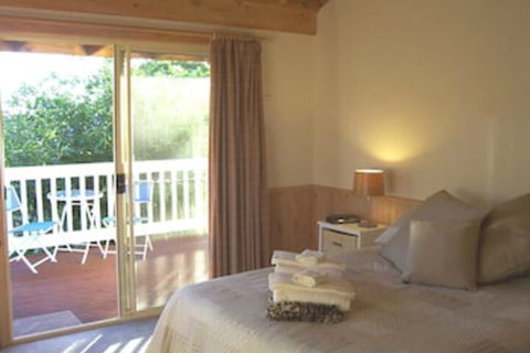 Yarraglen BnB - Accommodation Gold Coast 3