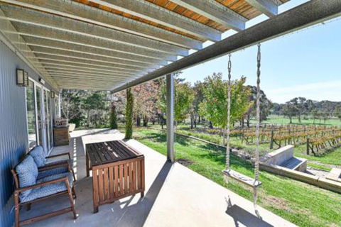 Mortimers Wines The Vines Studio - Gold Coast 4U 0