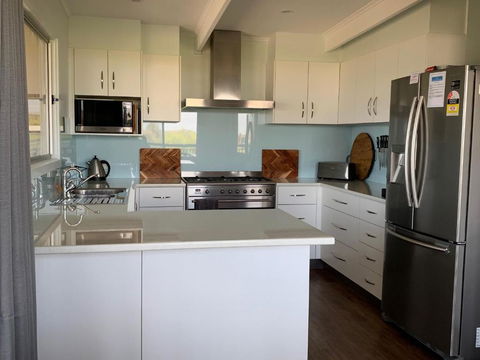 Longbeach House - Gold Coast 4U 1