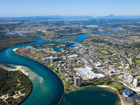 2 / 8 Banks Avenue Easy Walk To Tweed Heads Bowls Club - Accommodation Gold Coast 1