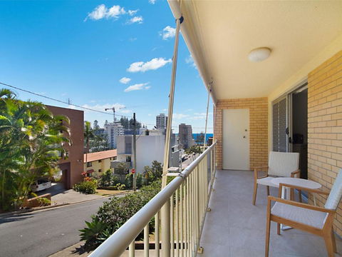 Woobera Unit 14 On The Hill Overlooking Tweed Heads & Coolangatta - Gold Coast 4U 1