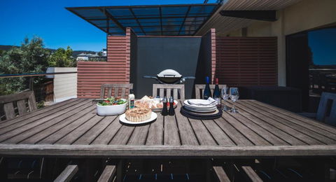 Russell House - Accommodation Gold Coast 5