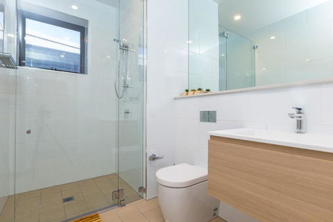 Bridge View Apartments - Accommodation Gold Coast 1