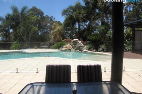 Takura Heights Modern Country Apartment With Pool Access - Accommodation Gold Coast 4