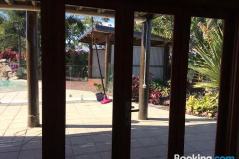 Takura Heights Modern Country Apartment With Pool Access - Accommodation Gold Coast 5