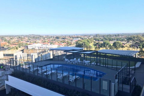 Luxury Apt With 2BR Plus 2Bath - 1 Gold Coast 7