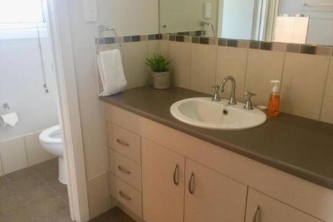 Kellys Bnb - Accommodation Gold Coast 0